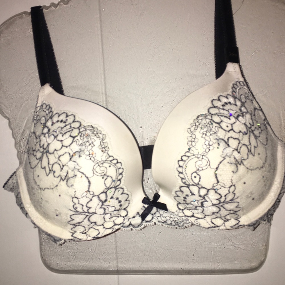 NWT 36B push-up bra vs